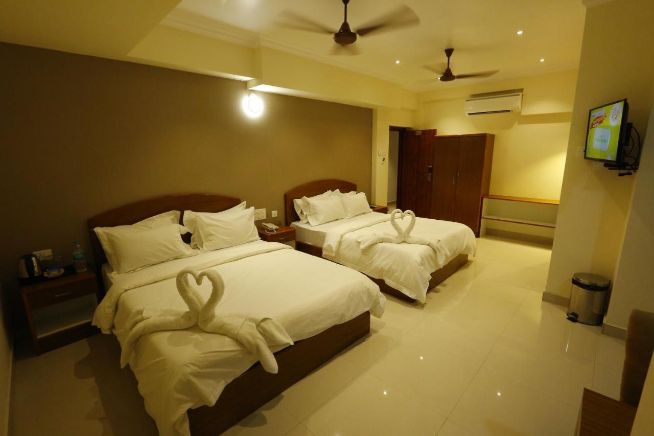 فندق Nitheesh Residency كانتشيبورام المظهر الخارجي الصورة