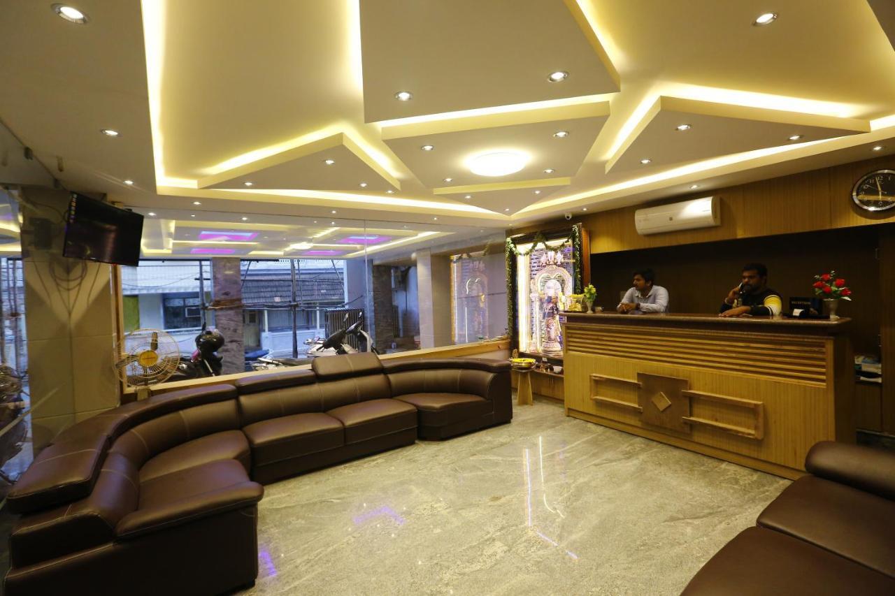 فندق Nitheesh Residency كانتشيبورام المظهر الخارجي الصورة