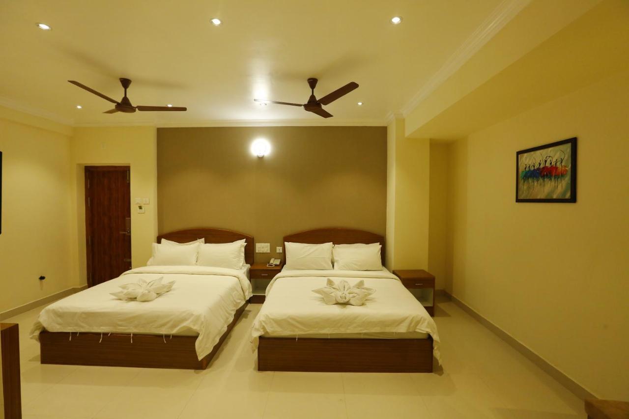 فندق Nitheesh Residency كانتشيبورام المظهر الخارجي الصورة