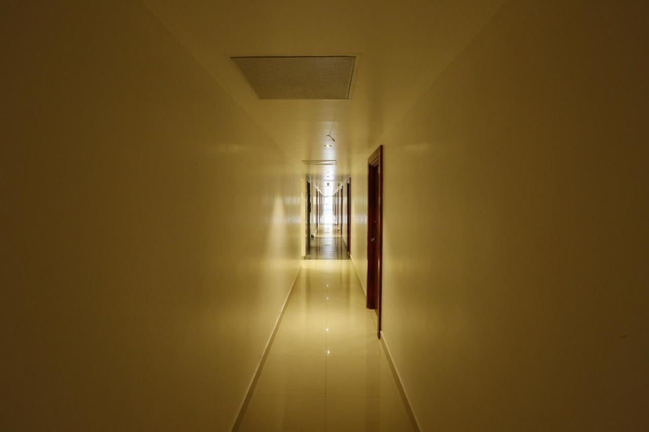 فندق Nitheesh Residency كانتشيبورام المظهر الخارجي الصورة