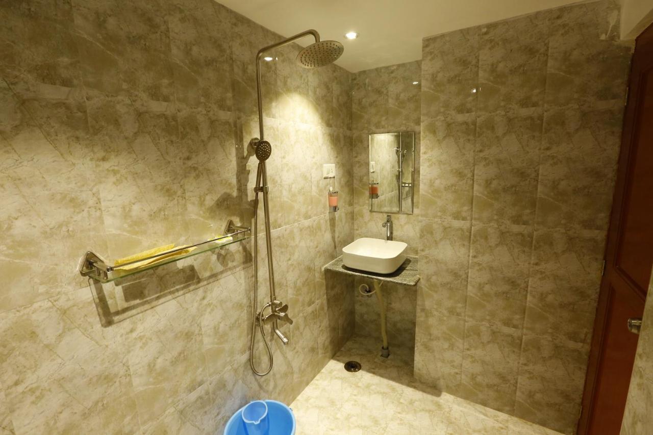 فندق Nitheesh Residency كانتشيبورام المظهر الخارجي الصورة